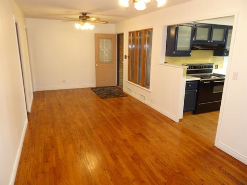 Tiny photo for 612 5th Street, Sheldon, IA 51201 (MLS # 829212)