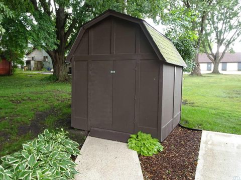 Tiny photo for 612 5th Street, Sheldon, IA 51201 (MLS # 829212)