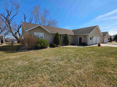 Tiny photo for 305 Juneau Ave SE Ave, Orange City, IA 51041 (MLS # 832228)