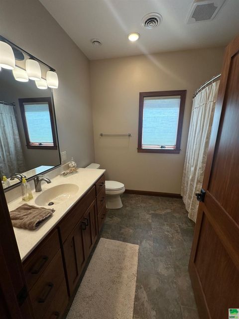 Tiny photo for 750 Larkspur Way, Sheldon, IA 51201 (MLS # 825988)