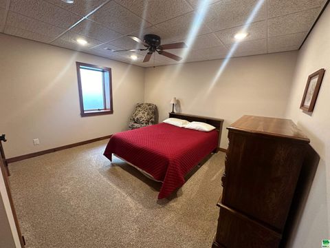 Tiny photo for 750 Larkspur Way, Sheldon, IA 51201 (MLS # 825988)