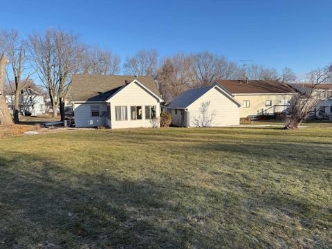 Tiny photo for 412 5th St NE St, Orange City, IA 51041 (MLS # 831416)