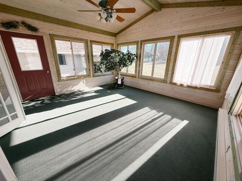 Tiny photo for 412 5th St NE St, Orange City, IA 51041 (MLS # 831416)