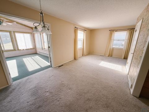 Tiny photo for 412 5th St NE St, Orange City, IA 51041 (MLS # 831416)