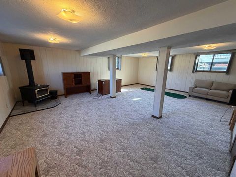 Tiny photo for 211 Wansink Avenue, Sheldon, IA 51201 (MLS # 831740)