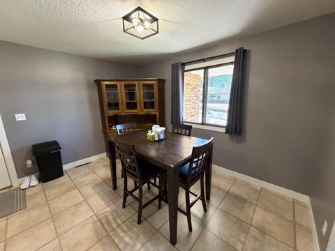 Tiny photo for 211 Wansink Avenue, Sheldon, IA 51201 (MLS # 831740)