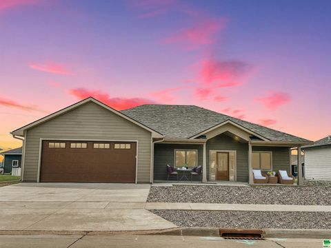 Single Family Residence in Vermillion SD 302 Wilder.jpg