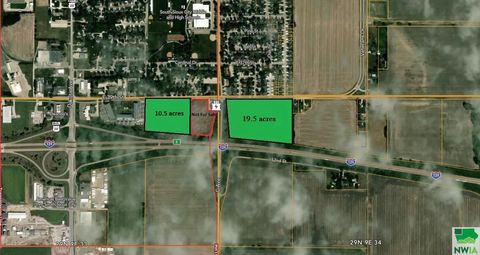 Unimproved Land in South Sioux City NE Acreage 39th and G Street.jpg