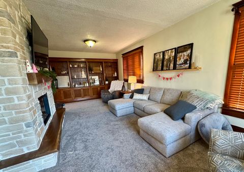 Tiny photo for 805 5th Ave, Alton, IA 51003 (MLS # 831737)