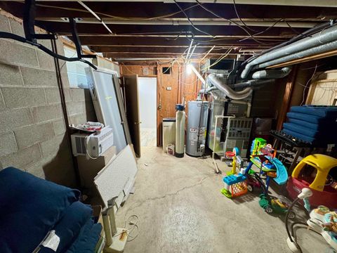 Tiny photo for 805 5th Ave, Alton, IA 51003 (MLS # 831737)