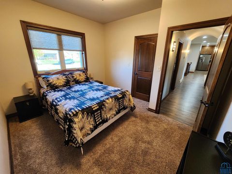 Tiny photo for 1311 Aspen St, Hull, IA 51239 (MLS # 830773)