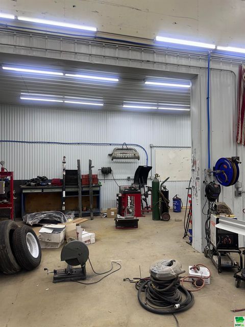 Tiny photo for 601 E 10th Street, Alton, IA 51003 (MLS # 828890)