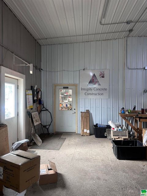 Tiny photo for 601 E 10th Street, Alton, IA 51003 (MLS # 828890)