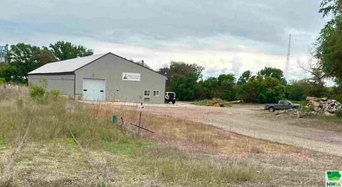 Tiny photo for 601 E 10th Street, Alton, IA 51003 (MLS # 828890)