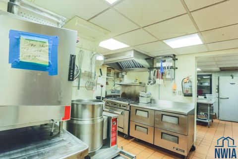 Tiny photo for 814 Lincoln Pl SE Pl, Orange City, IA 51041 (MLS # 831120)