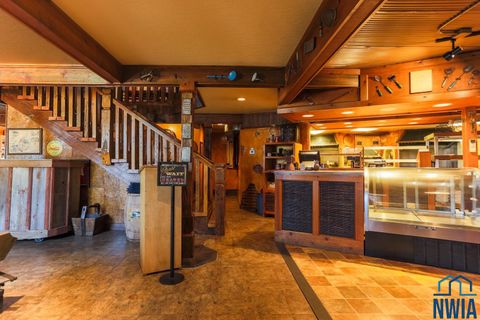 Tiny photo for 814 Lincoln Pl SE Pl, Orange City, IA 51041 (MLS # 831120)