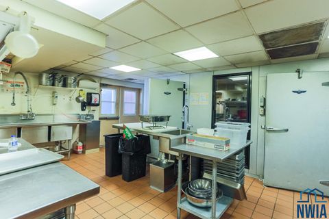 Tiny photo for 814 Lincoln Pl SE Pl, Orange City, IA 51041 (MLS # 831120)