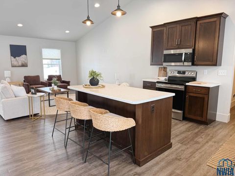 Tiny photo for 1514 Lincoln Pl SE Pl, Orange City, IA 51041 (MLS # 831174)