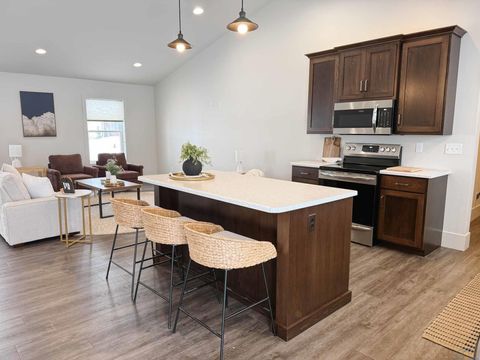 Tiny photo for 1514 Lincoln Pl SE Pl, Orange City, IA 51041 (MLS # 831174)