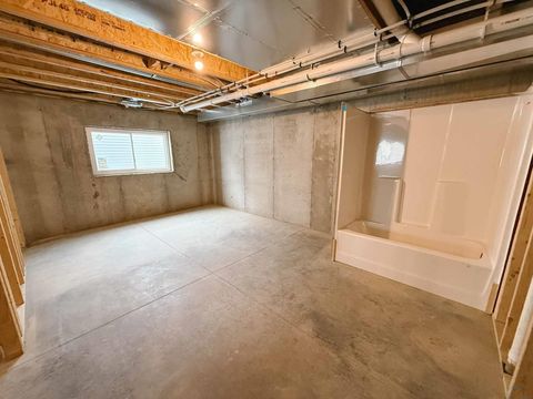 Tiny photo for 1514 Lincoln Pl SE Pl, Orange City, IA 51041 (MLS # 831174)