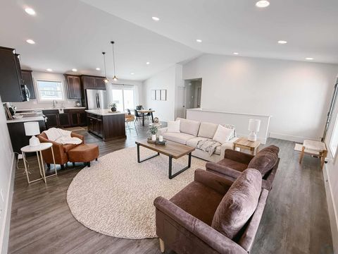 Tiny photo for 1514 Lincoln Pl SE Pl, Orange City, IA 51041 (MLS # 831174)