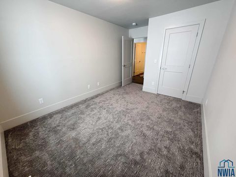 Tiny photo for 1514 Lincoln Pl SE Pl, Orange City, IA 51041 (MLS # 831174)