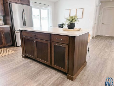 Tiny photo for 1514 Lincoln Pl SE Pl, Orange City, IA 51041 (MLS # 831174)