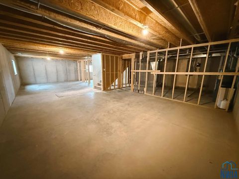 Tiny photo for 1514 Lincoln Pl SE Pl, Orange City, IA 51041 (MLS # 831174)