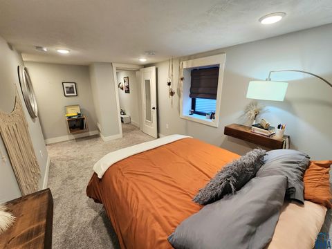 Tiny photo for 240 E. Meadow Dr, Sioux Center, IA 51250 (MLS # 830994)