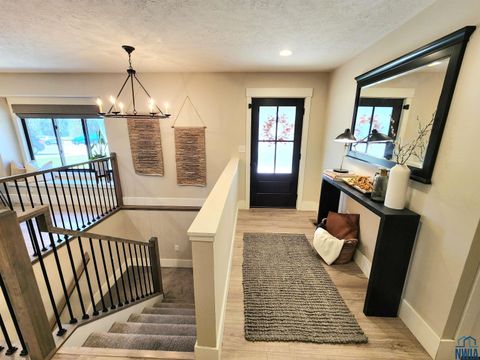 Tiny photo for 240 E. Meadow Dr, Sioux Center, IA 51250 (MLS # 830994)