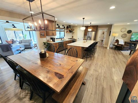 Tiny photo for 240 E. Meadow Dr, Sioux Center, IA 51250 (MLS # 830994)