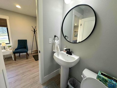 Tiny photo for 240 E. Meadow Dr, Sioux Center, IA 51250 (MLS # 830994)