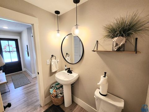 Tiny photo for 240 E. Meadow Dr, Sioux Center, IA 51250 (MLS # 830994)