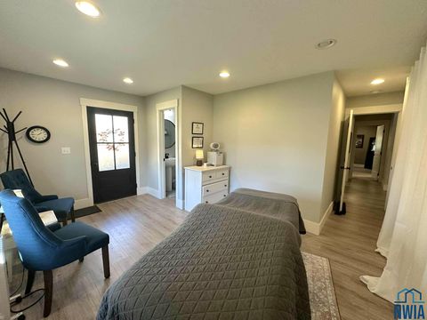 Tiny photo for 240 E. Meadow Dr, Sioux Center, IA 51250 (MLS # 830994)