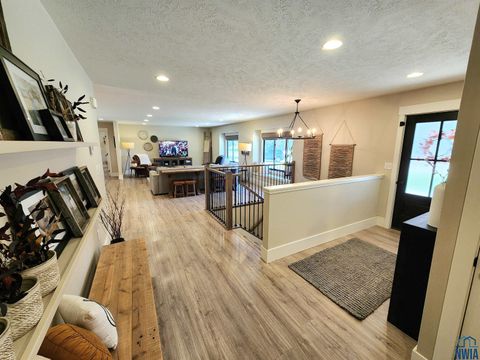 Tiny photo for 240 E. Meadow Dr, Sioux Center, IA 51250 (MLS # 830994)