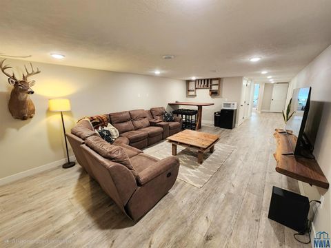 Tiny photo for 240 E. Meadow Dr, Sioux Center, IA 51250 (MLS # 830994)