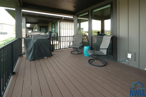 Tiny photo for 1351 13th Ave SE, Unit #44, Sioux Center, IA 51250 (MLS # 829152)