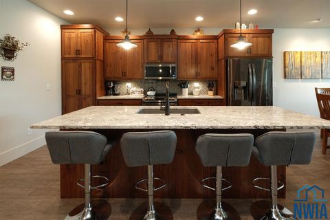 Tiny photo for 1351 13th Ave SE, Unit #44, Sioux Center, IA 51250 (MLS # 829152)