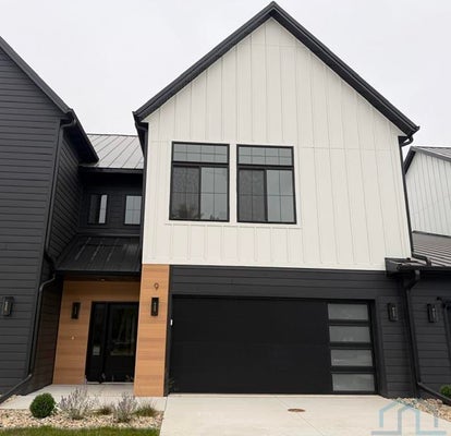 9 E DUKE ST, VERMILLION, SD 57069 - Image d6c2ea79a68f53fe5e6a549f88e1bddf/886411331