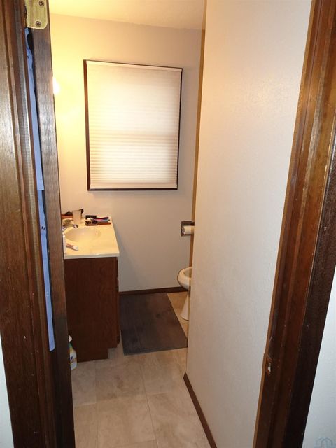 Tiny photo for 1350 E 6th Street, Sheldon, IA 51201 (MLS # 830823)