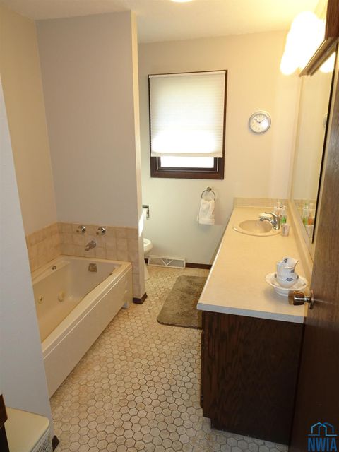 Tiny photo for 1350 E 6th Street, Sheldon, IA 51201 (MLS # 830823)