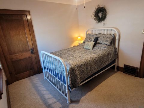 Tiny photo for 702 7th St, Sheldon, IA 51201 (MLS # 831689)