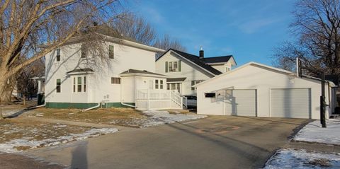 Tiny photo for 702 7th St, Sheldon, IA 51201 (MLS # 831689)