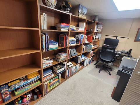 Tiny photo for 702 7th St, Sheldon, IA 51201 (MLS # 831689)