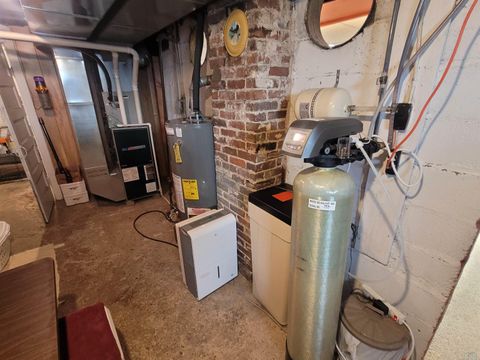 Tiny photo for 702 7th St, Sheldon, IA 51201 (MLS # 831689)