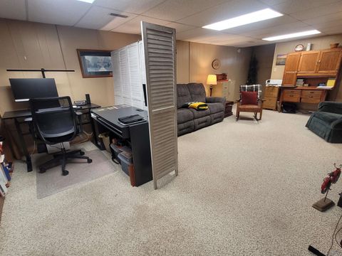 Tiny photo for 702 7th St, Sheldon, IA 51201 (MLS # 831689)