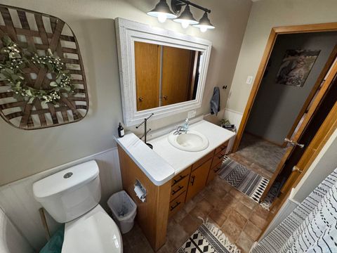 Tiny photo for 204 Iowa Ave SW Ave, Orange City, IA 51041 (MLS # 832275)