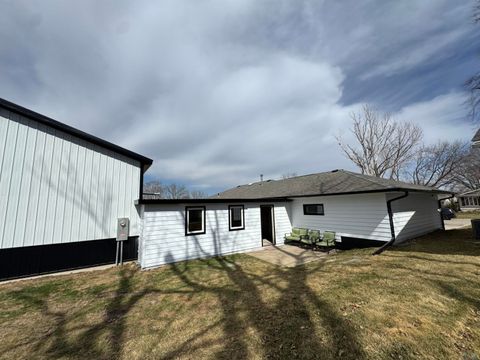 Tiny photo for 204 Iowa Ave SW Ave, Orange City, IA 51041 (MLS # 832275)