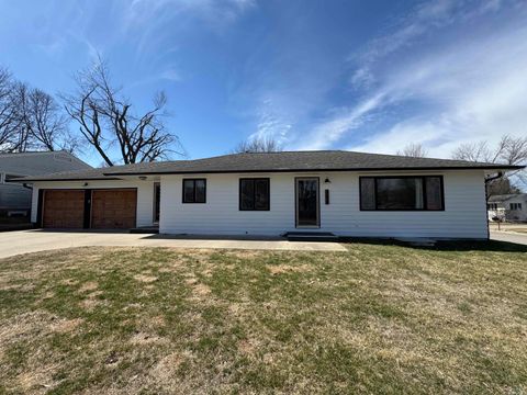 Tiny photo for 204 Iowa Ave SW Ave, Orange City, IA 51041 (MLS # 832275)