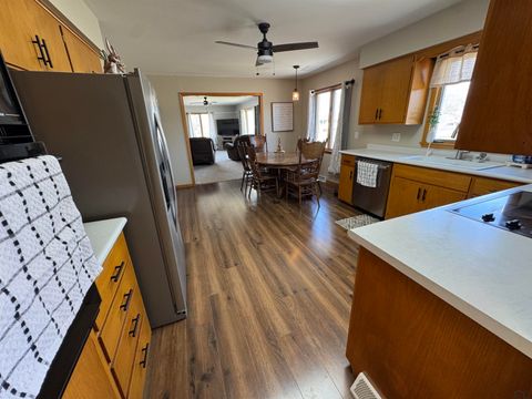 Tiny photo for 204 Iowa Ave SW Ave, Orange City, IA 51041 (MLS # 832275)